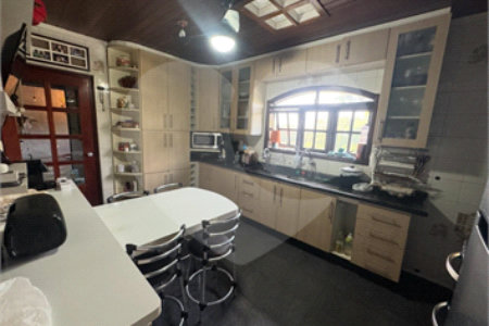 Casa à venda ou para alugar com 3 suítes em Jardim Lago Azul, Louveira, SP
