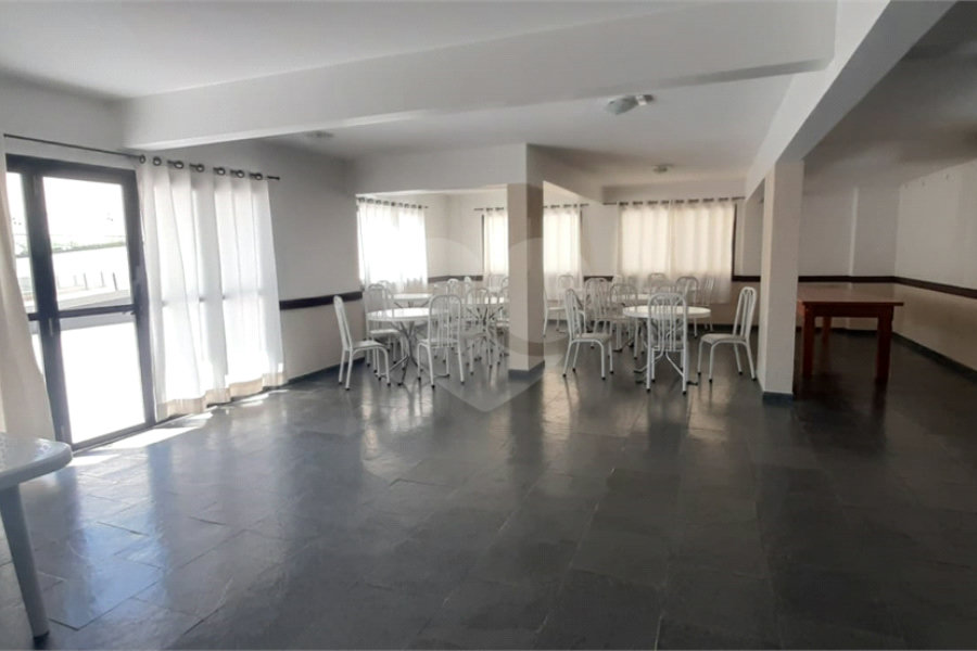 Apartamento à venda com 2 quartos em Vila Romero, São Paulo, SP