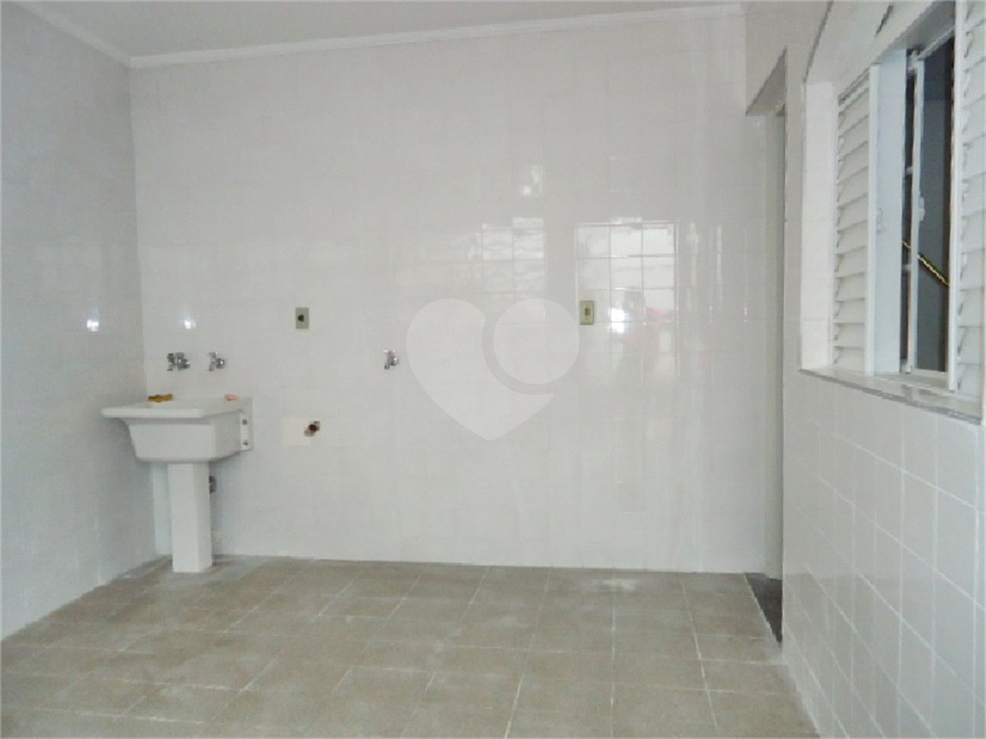 Sobrado à venda com 3 quartos em Vila Gustavo, São Paulo, SP