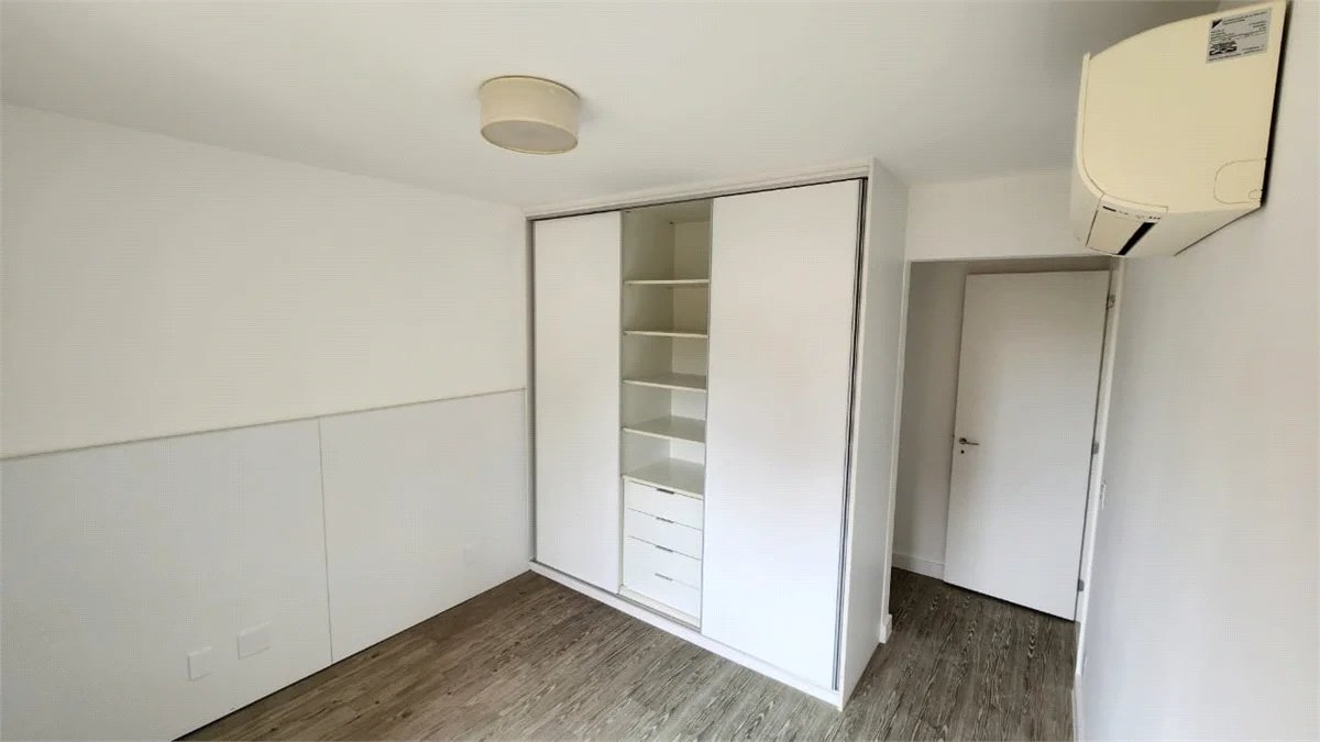 Apartamento à venda com 3 quartos, sendo 2 suítes, em Paraíso do Morumbi, São Paulo, SP