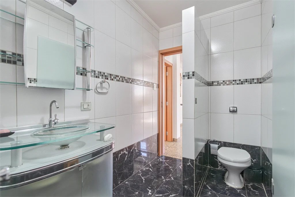 Casa à venda com 3 quartos, sendo 1 suíte, em Brooklin Paulista, São Paulo, SP