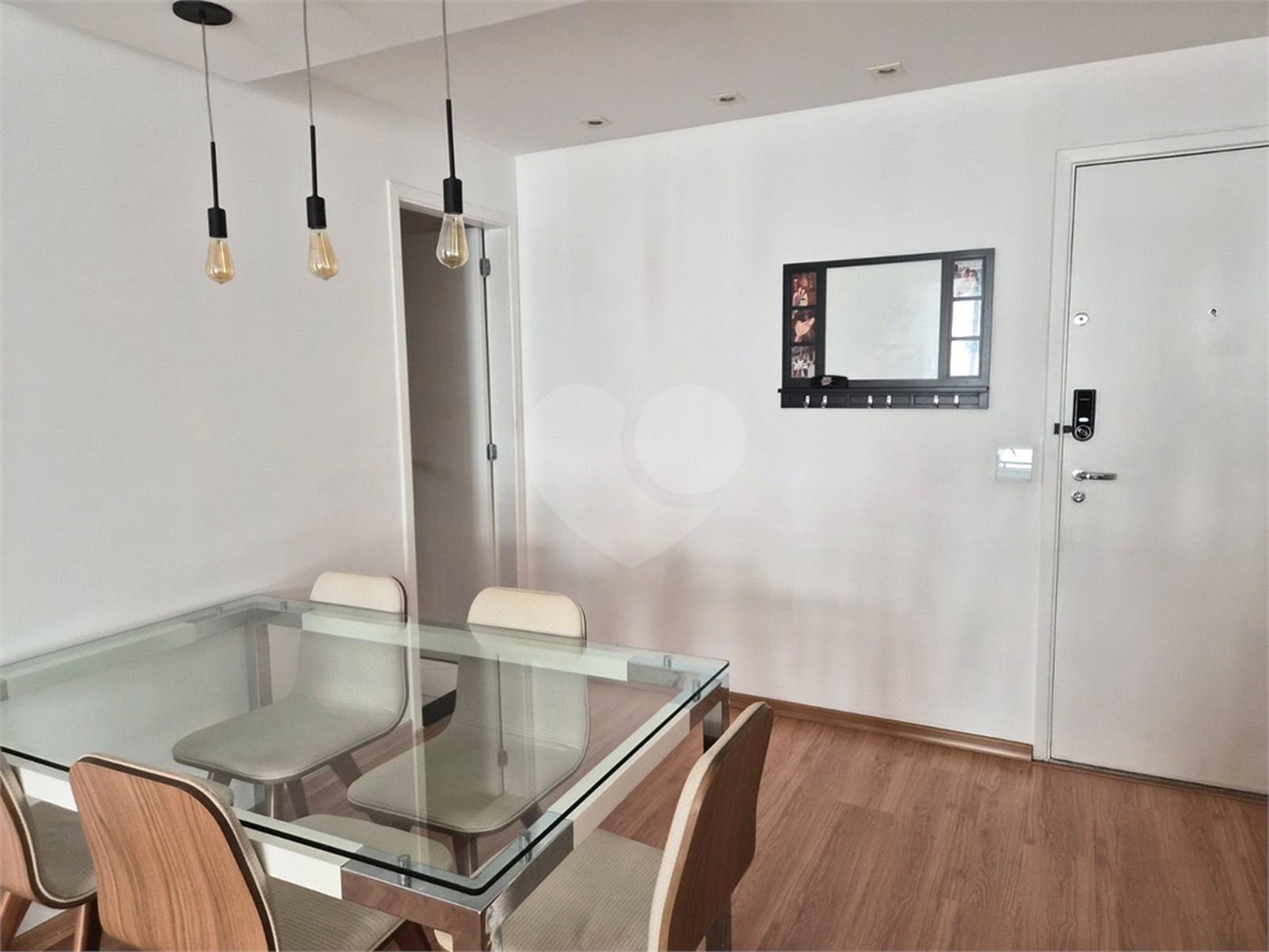 Apartamento à venda com 2 quartos, sendo 1 suíte, em Pinheiros, São Paulo, SP