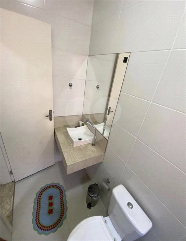Sobrado à venda com 5 quartos em Santa Maria, Osasco, SP