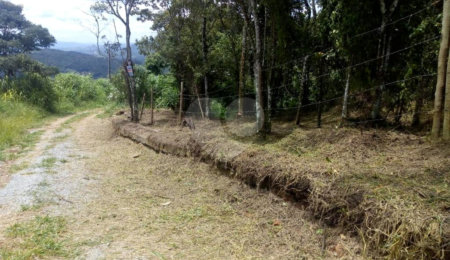 Terreno à venda no condomínio Sausalito, Mairiporã - SP
