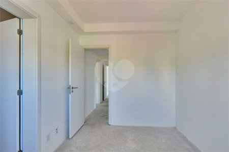Apartamento à venda com 3 quartos, sendo 1 suíte, em Jardim Marajoara, São Paulo, SP