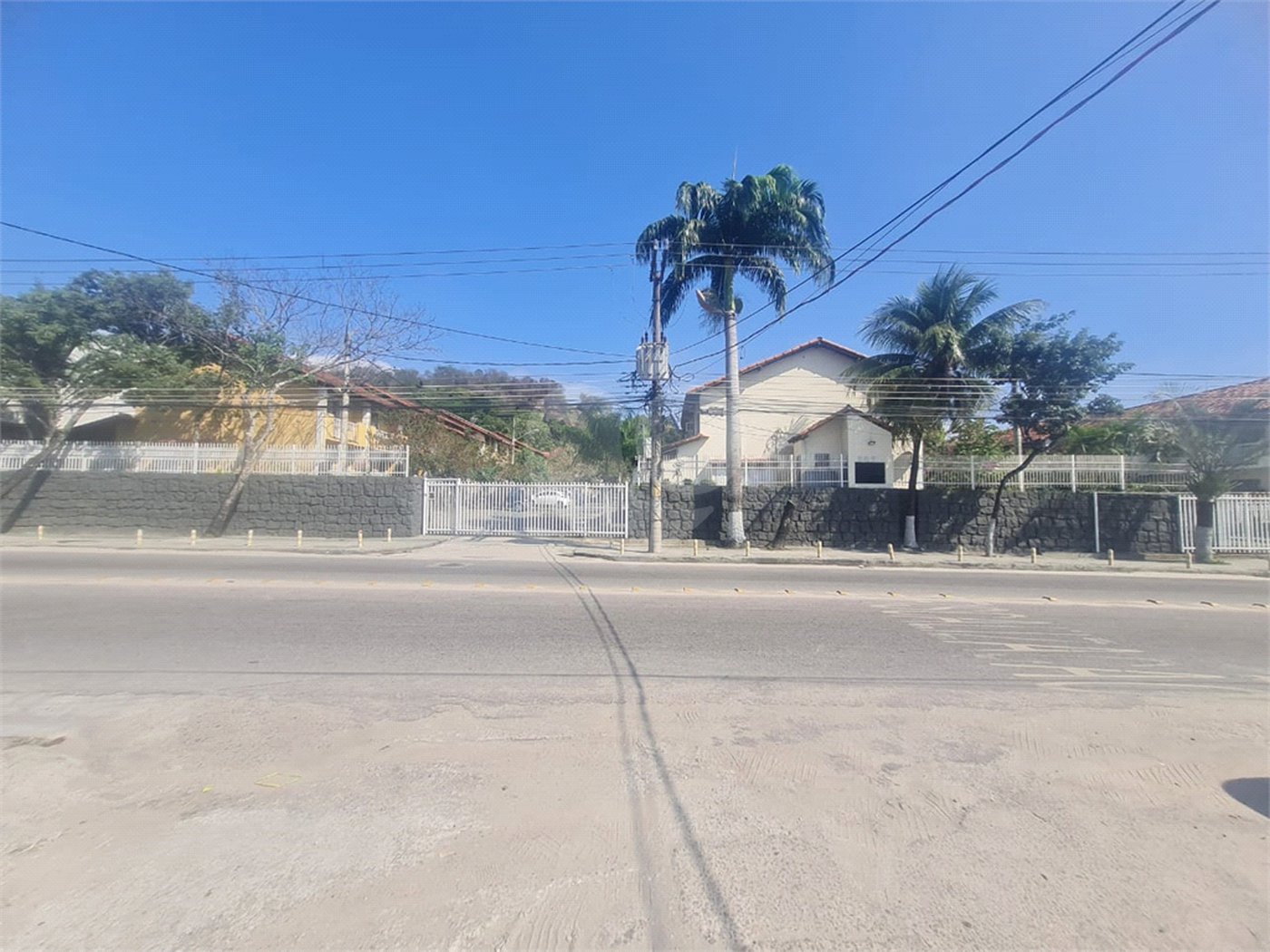 Casa à venda com 2 quartos no condomínio Athenas, Rio de Janeiro - RJ