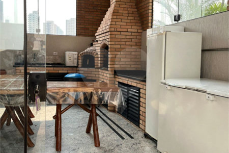 Apartamento à venda com 3 quartos, sendo 1 suíte, em Vila Regente Feijó, São Paulo, SP