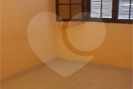 Sobrado à venda com 6 quartos, sendo 3 suítes, em Vila Divina Pastora, São Paulo, SP
