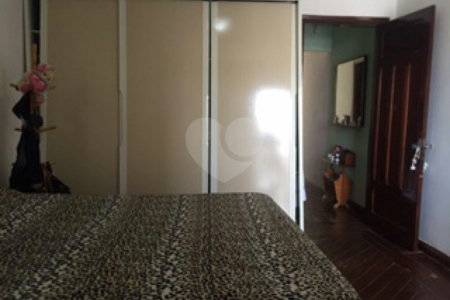 Sobrado à venda ou para alugar com 3 suítes em Santa Teresinha, São Paulo, SP