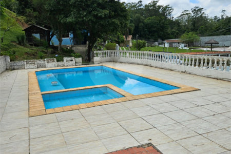 Sítio à venda com 2 quartos, sendo 1 suíte,  em Alto da Serra (mailasqui), São Roque, SP