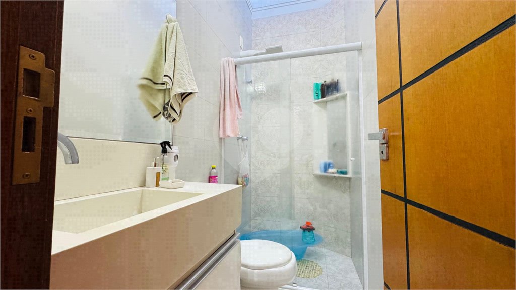 Casa à venda com 3 quartos, sendo 1 suíte, no condomínio Horto Florestal III, Sorocaba - SP