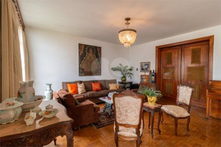Apartamento à venda com 3 quartos, sendo 1 suíte, em Jardim Paulista, São Paulo, SP