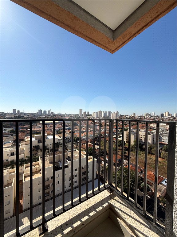 Apartamento à venda com 3 quartos, sendo 1 suíte, em Vila Yamada, Araraquara, SP
