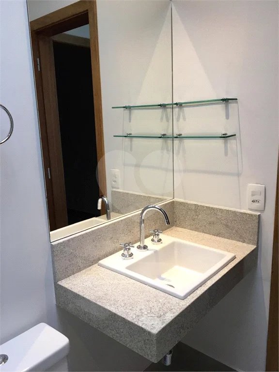 Casa, 3 dormitórios, 1 suíte, 2 vagas, para locação em Água Fria, em São Paulo