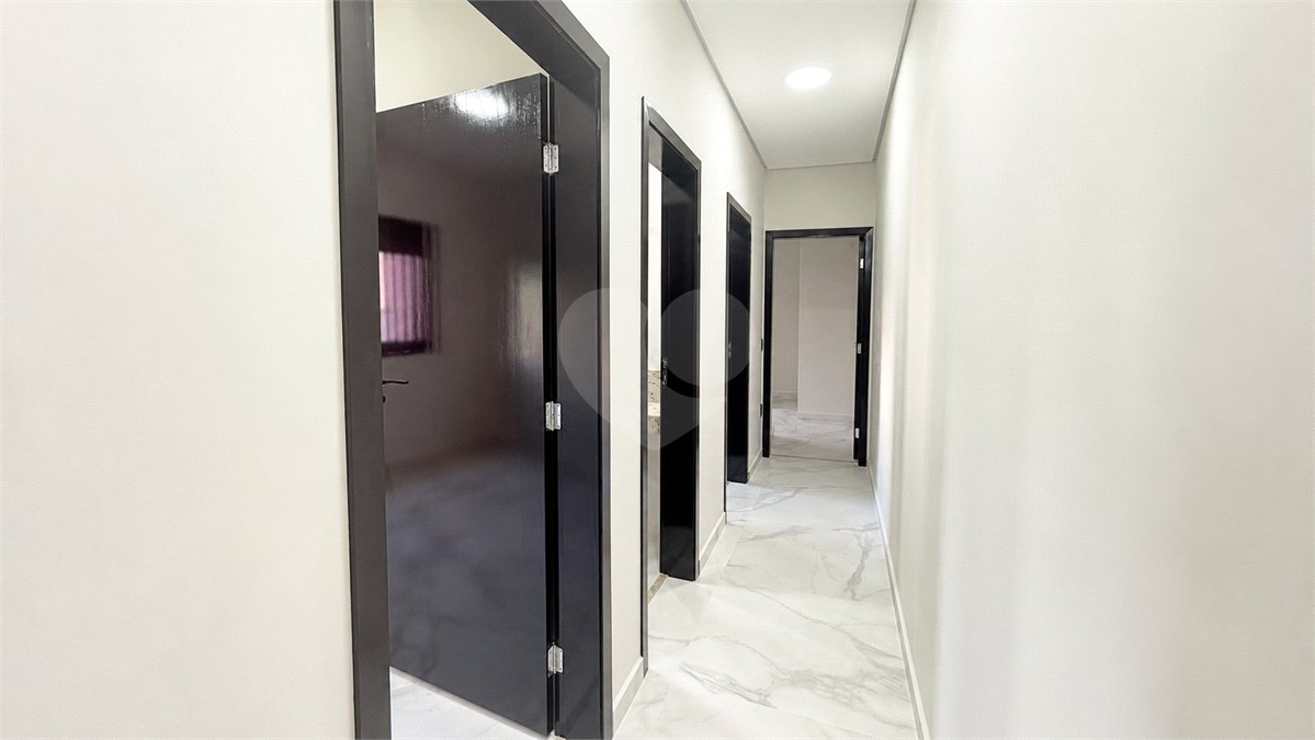 Casa à venda com 3 quartos, sendo 1 suíte, no condomínio Jardim Residencial Villagio Ipanema I, Sorocaba - SP