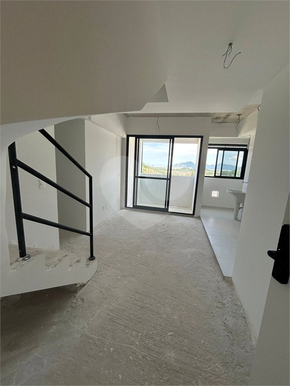 Cobertura à venda com 3 quartos, sendo 1 suíte, em Jacarepaguá, Rio de Janeiro, RJ