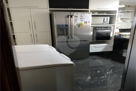 Casa Térrea à venda com 3 quartos, sendo 2 suítes, em Vila Gustavo, São Paulo, SP