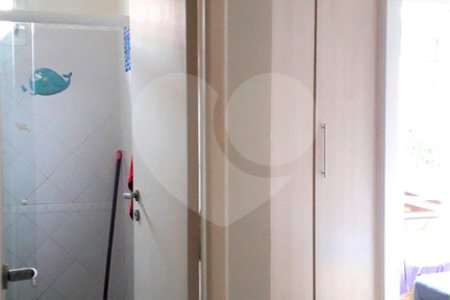 Casa à venda com 3 quartos, sendo 1 suíte,  no condomínio Jardim das Palmas, São Paulo - SP