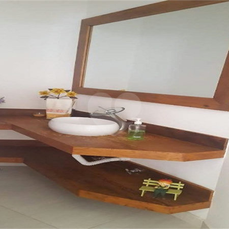 Casa à venda com 3 quartos, sendo 1 suíte, no condomínio Village Ipanema 1, Araçoiaba da Serra - SP