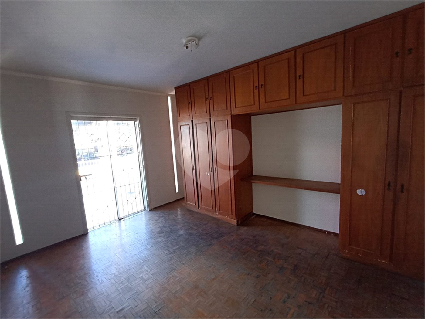 Casa à venda ou para alugar com 3 quartos, sendo 1 suíte, no Centro, Itapetininga, SP