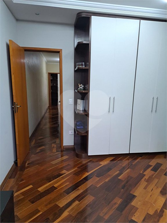 Sobrado à venda com 3 quartos em Tremembé, São Paulo, SP