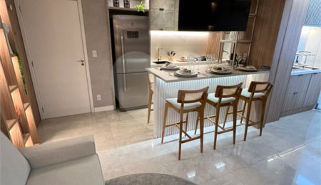 Apartamento à venda com 2 suítes em Vila Assunção, Santo André, SP
