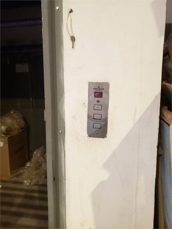Prédio à venda em Santana, São Paulo, SP
