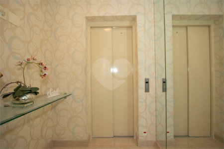 Apartamento à venda com 4 quartos, sendo 3 suítes,  em Vila Romana, São Paulo, SP