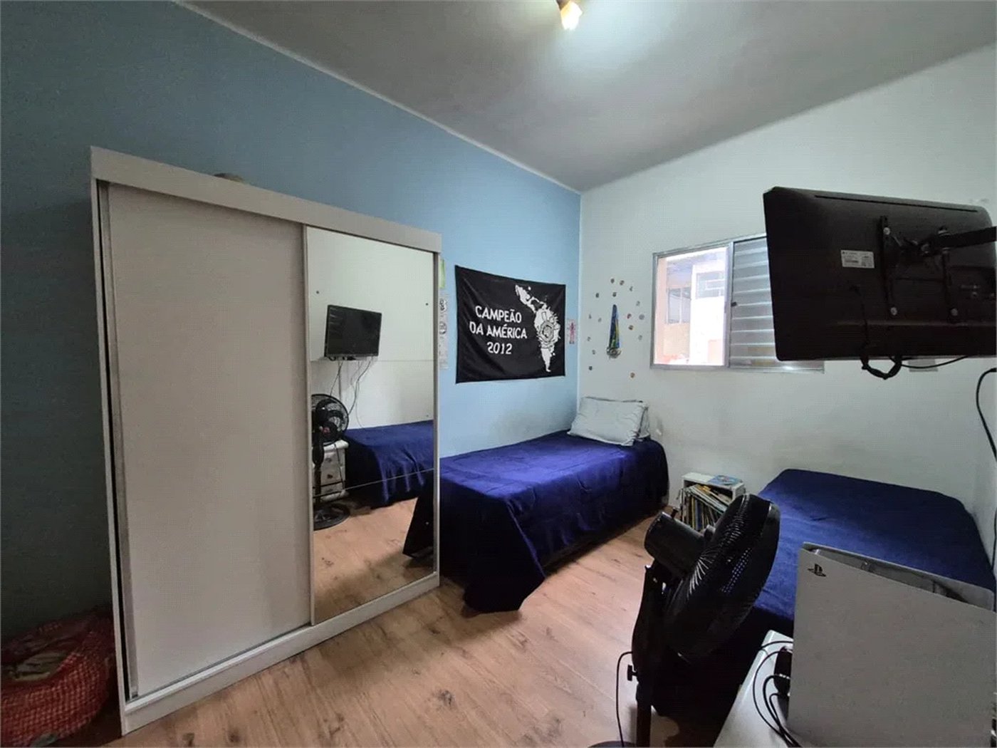 Sobrado à venda com 4 quartos, sendo 2 suítes, em Vila Romana, São Paulo, SP