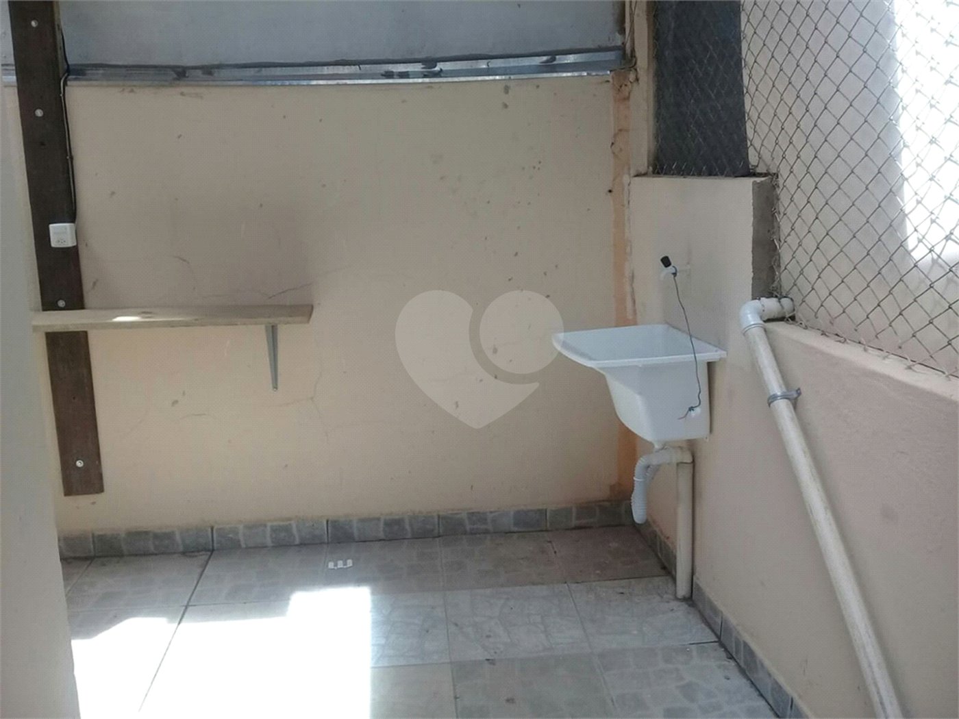 Sobrado à venda com 4 quartos, sendo 2 suítes,  em Jardim Regina, Indaiatuba, SP