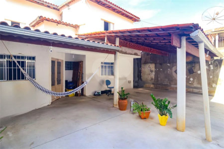 Sobrado à venda com 4 quartos, sendo 1 suíte, em Residencial Monte Verde, Indaiatuba, SP