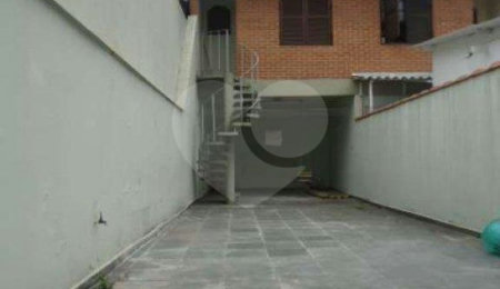 Sobrado à venda com 3 suítes em Vila Gomes, São Paulo, SP