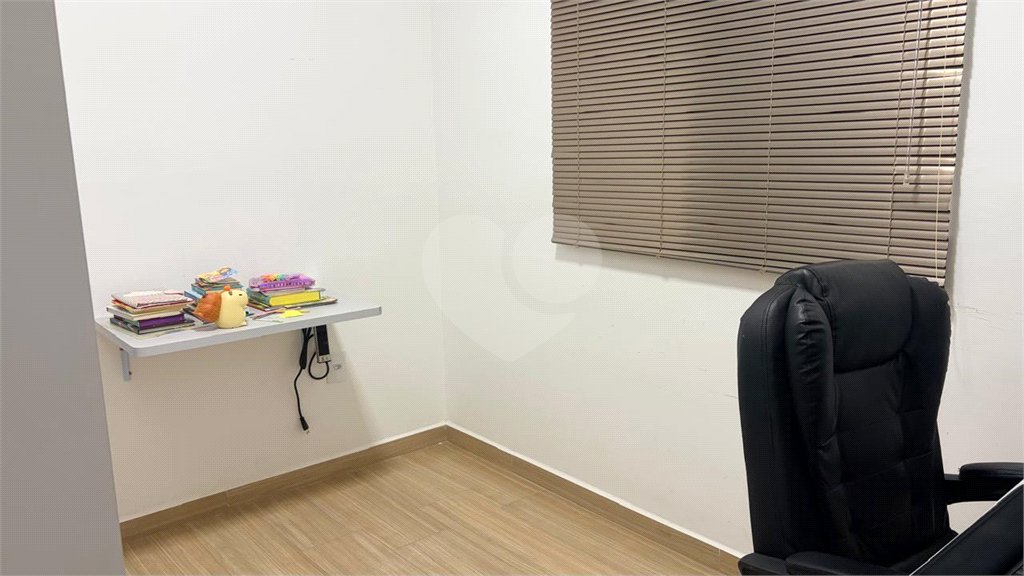 Casa à venda com 3 quartos, sendo 1 suíte, no condomínio Residencial Américo de Figueiredo, Sorocaba - SP