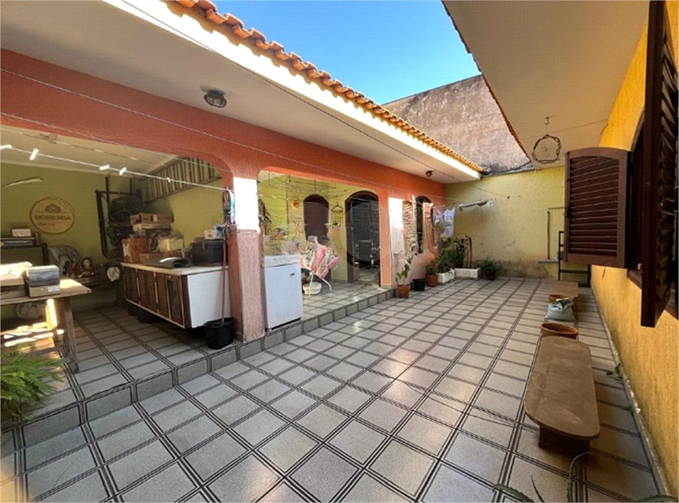 Casa à venda com 4 quartos, sendo 2 suítes, em Vila Rosália, Guarulhos, SP