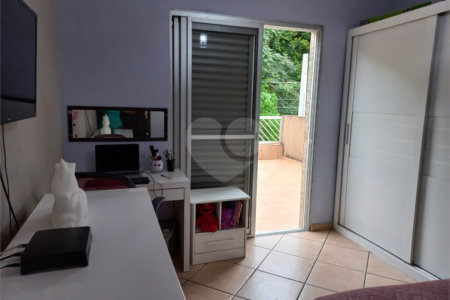 Casa à venda com 3 quartos no condomínio Residencial Rubi, Mogi das Cruzes - SP