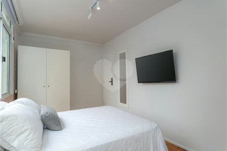 Apartamento à venda com 4 quartos, sendo 2 suítes, em Pinheiros, São Paulo, SP