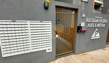 Apartamento à venda com 2 quartos, sendo 1 suíte,  em Azulville I, São Carlos, SP
