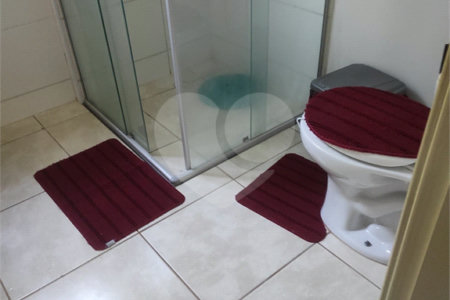 Apartamento no Condomínio Ipê Branco .