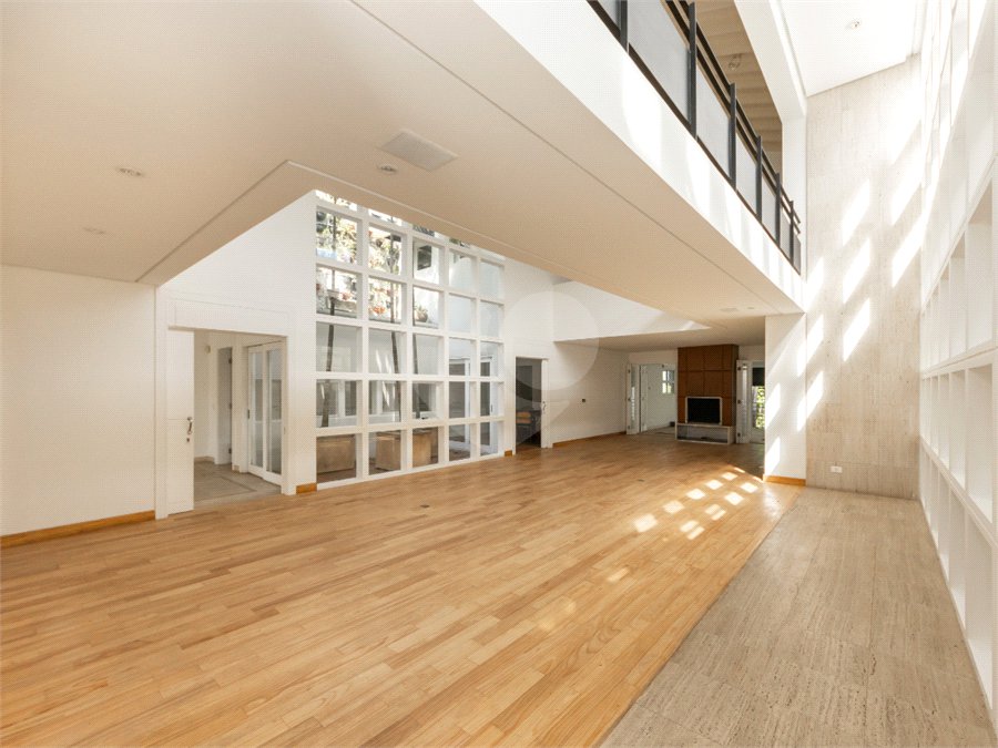 Casa com 4 quartos a venda Vila Nova Conceição, São Paulo - SP