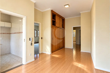 Casa Térrea à venda com 3 quartos, sendo 2 suítes,  em Brooklin Velho, São Paulo, SP