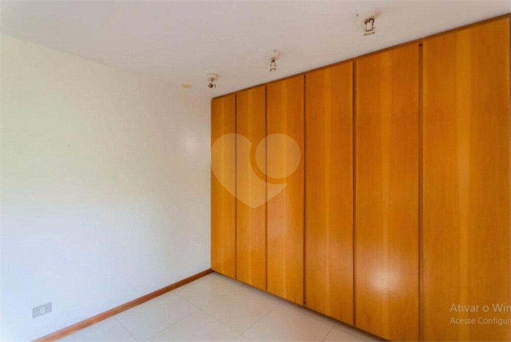 Casa para venda no Jardim da Gloria 4 dormitórios 2 suítes 4 vagas
