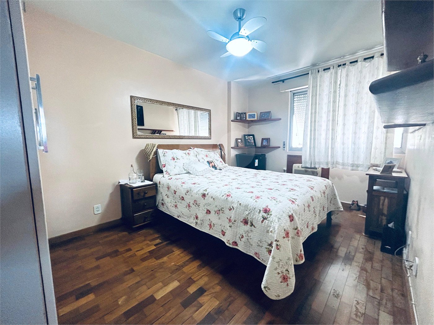 Apartamento à venda com 4 quartos, sendo 1 suíte, em Tijuca, Rio de Janeiro, RJ