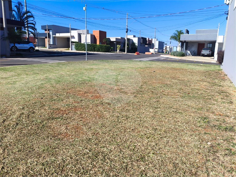 Terreno à venda em Residencial Lago dos Ipês, Itapetininga, SP