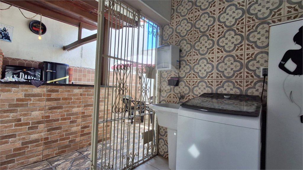 Casa à venda com 2 quartos, sendo 1 suíte, em Vila Assis, Sorocaba, SP