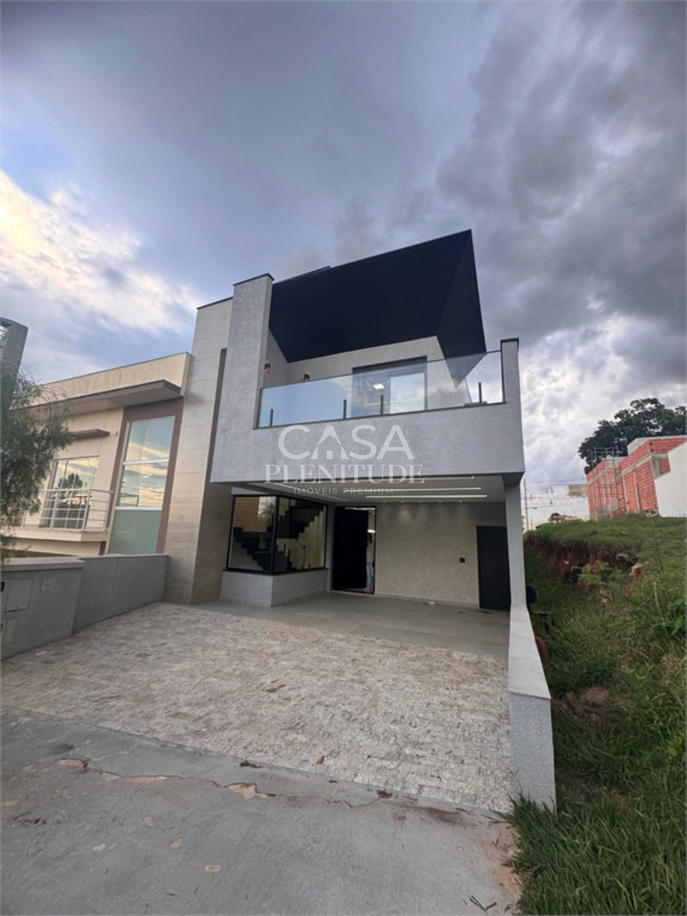 Casa em condomínio à venda com 3 suítes em Wanel Ville, Sorocaba, SP