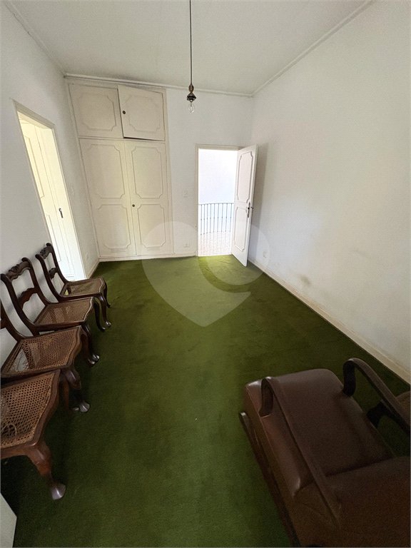 Sobrado à venda com 6 quartos, sendo 1 suíte, em Vila Nova Conceição, São Paulo, SP