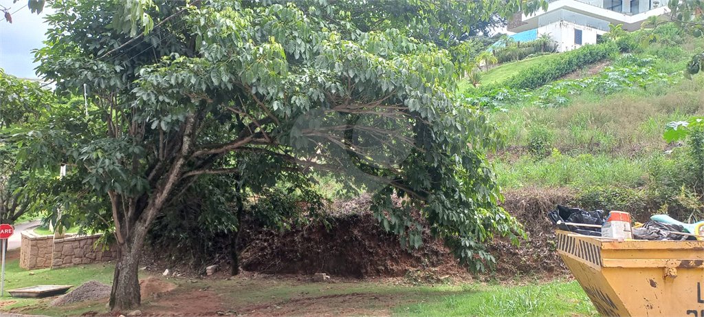 Terreno à venda no condomínio Jardim Primavera, Louveira - SP