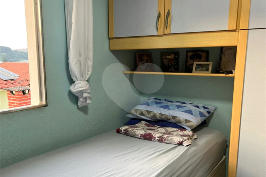 Sobrado à venda com 3 quartos, sendo 1 suíte, em Vila Galvão, Guarulhos, SP