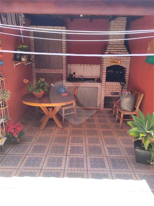 Casa à venda com 3 quartos, sendo 1 suíte, em Cidade Patriarca, São Paulo, SP