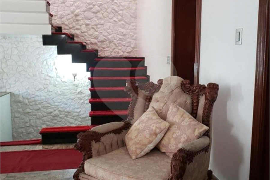 Sobrado à venda ou para alugar com 5 quartos, sendo 1 suíte, em Freguesia do Ó, São Paulo, SP